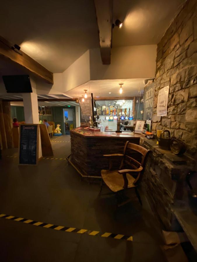Three Horseshoes Country Inn 巴里 外观 照片