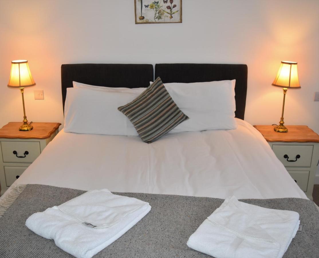 Three Horseshoes Country Inn 巴里 外观 照片