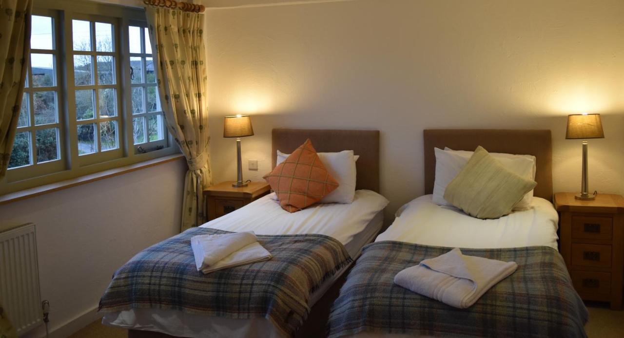 Three Horseshoes Country Inn 巴里 外观 照片
