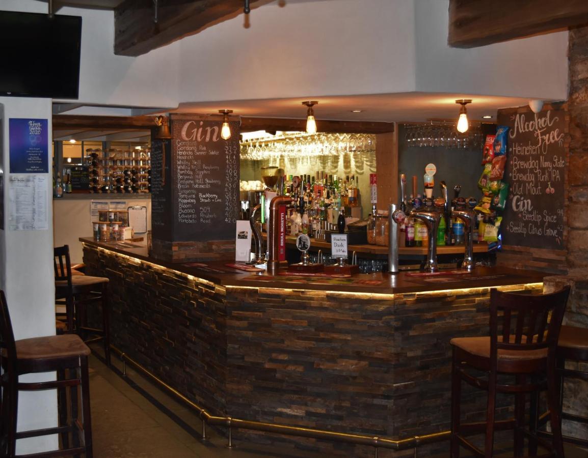 Three Horseshoes Country Inn 巴里 外观 照片